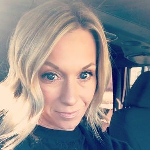 Meet your Posher, Janelle